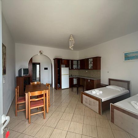 Villa Almar Sarandë Eksteriør bilde
